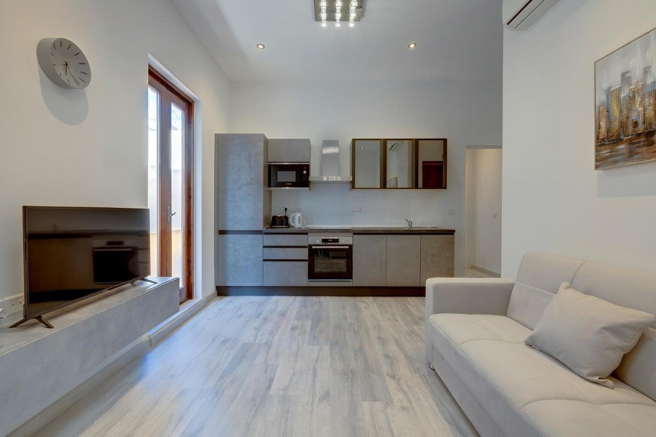 Modern Apartment In The Best Area Of スリーマ エクステリア 写真