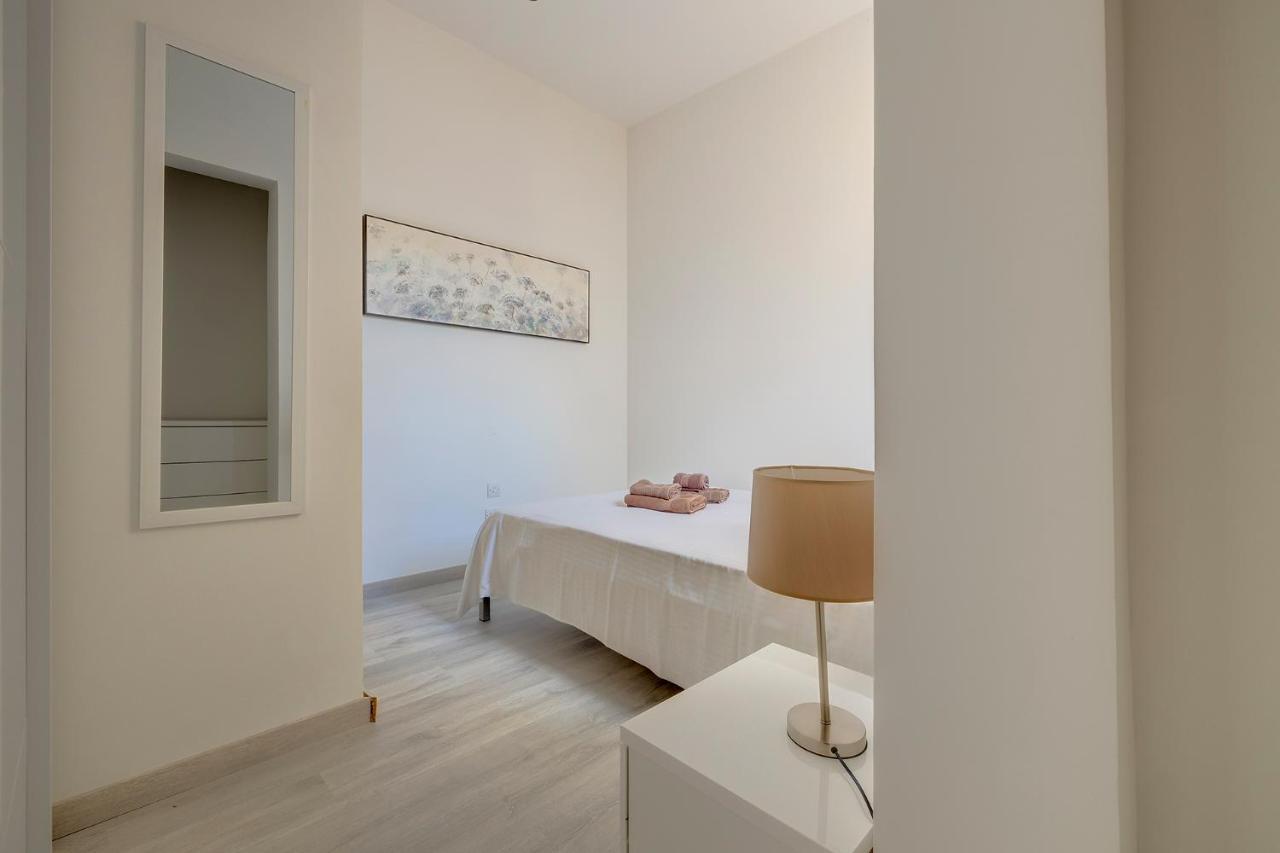 Modern Apartment In The Best Area Of スリーマ エクステリア 写真
